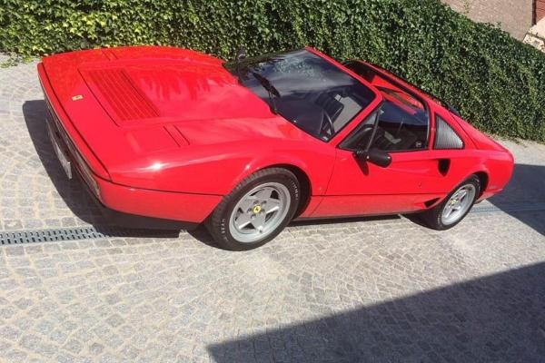  Ferrari